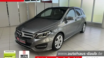 Gebraucht Mercedes B220 Style 170 PS (125 kW) 2018 Mountaingrau  met. Kleinwagen