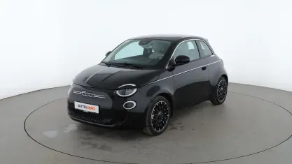 Gebraucht Fiat 500e La Prima 86 kW (118 PS) 2022 Schwarz Limousine