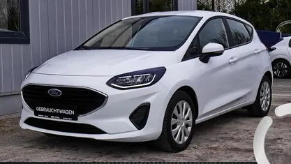 Gebraucht Ford Fiesta Cool & Connect 75 PS (55 kW) 2022 Weiß Kleinwagen