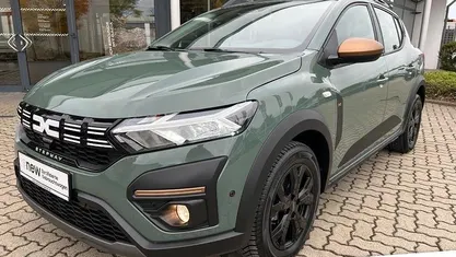 Twilightblue mettallic / schwarz (schwarz) Gebraucht 2024 Dacia Sandero Extreme Kleinwagen | 17.990 € (Fairer Preis)