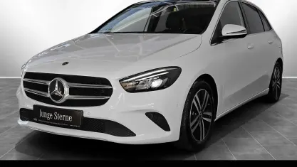 Gebraucht Mercedes B200 Progressive 163 PS (119 kW) 2022 Unilack polarweiß Kleinwagen