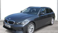 Grau Gebraucht 2021 BMW 318 Advantage Kombi | 27.890 € (Fairer Preis)