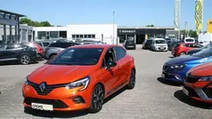 Orange valencia orange metallic Gebraucht 2022 Renault Clio V Techno Limousine | 16.290 € (Fairer Preis)