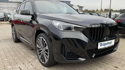 Black sapphire Gebraucht 2023 BMW X1 M Sport SUV | 43.890 € (Fairer Preis)