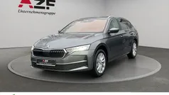 Grau Gebraucht 2024 Skoda Octavia Selection Kombi | 29.990 € (Fairer Preis)
