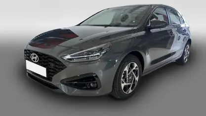 Neu Hyundai i30 GO! 99 PS (72 kW) 2025 Grau Limousine