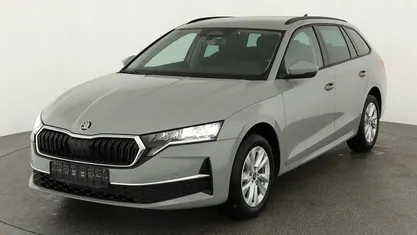 Gebraucht 2025 Skoda Octavia Selection Kombi | 34.875 € (Fairer Preis)