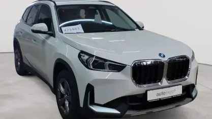Gebraucht BMW X1 Sport Line 150 PS (110 kW) 2023 Alpinweiß SUV