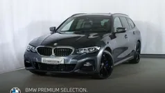 Grau Gebraucht 2022 BMW 320 M Sport Kombi | 34.258 € (Fairer Preis)