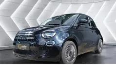 Schwarz Gebraucht 2021 Fiat 500e Icon Kleinwagen | 18.285 € (Fairer Preis)