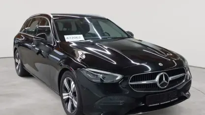 Gebraucht Mercedes C200 Advanced 163 PS (119 kW) 2024 Schwarz Kombi