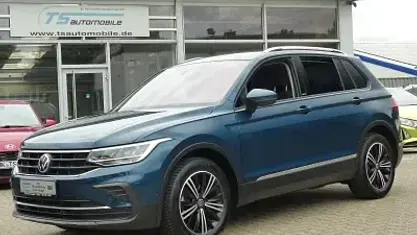 Gebraucht VW Tiguan United 150 PS (110 kW) 2021 Blau SUV