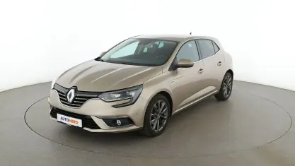 Occasion Renault Mégane IV Symphony 130 ch (95 kW) 2017 Doré Berline