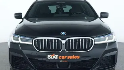 Gebraucht BMW 540 M Sport 333 PS (244 kW) 2023 Schwarz Limousine