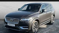 Platinum grey Gebraucht 2024 Volvo XC90 Core SUV | 64.750 € (Fairer Preis)
