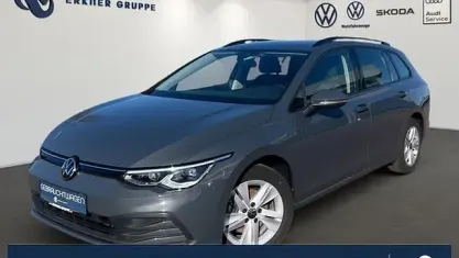 Second-hand VW Golf VIII Life 110 CP (80 kW) 2021 Gri Break