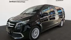 Obsidianschwarz metallic Gebraucht 2023 Mercedes V300 Van / Kleinbus | 62.951 € (Fairer Preis)