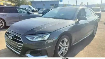 Używany Audi A4 Advanced Plus 204 KM (150 kW) 2024 Szary Kombi