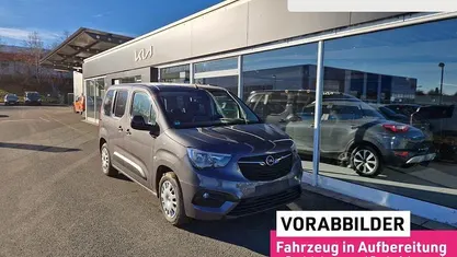 Grau Gebraucht 2022 Opel Combo Life Elegance Van / Kleinbus | 20.899 € (Fairer Preis)