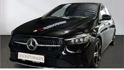 Gebraucht Mercedes B200 Progressive 163 PS (119 kW) 2026 Unilack nachtschwarz Van / Kleinbus