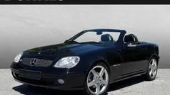 Schwarz Gebraucht 2003 Mercedes SLK230 Cabrio | 11.220 €