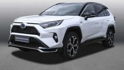 Gebraucht Toyota RAV4 Hybrid Style 306 PS (225 kW) 2021 Novaweiß perleffekt / dach schwarz SUV