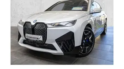 Brugt BMW iX Sport Line 239 kW (326 HK) 2024 Hvid SUV