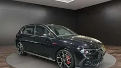 Schwarz (deep black perleffekt) Gebraucht 2024 VW Golf VIII GTI Limousine | 32.950 € (Fairer Preis)