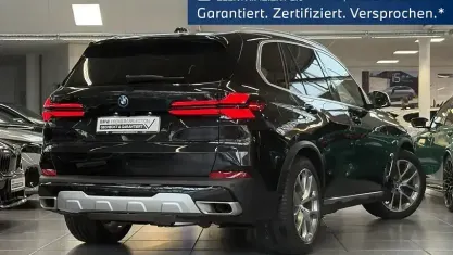 Gebraucht BMW X5 Comfort Edition 490 PS (360 kW) 2024 Schwarz SUV