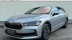 Aluminium silber Gebraucht 2024 Skoda Superb Selection Kombi | 39.990 € (Fairer Preis)