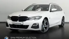 Weiss Gebraucht 2022 BMW 320e M Sport Kombi | 31.650 € (Fairer Preis)