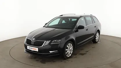 Schwarz Gebraucht 2020 Skoda Octavia Style Kombi | 18.290 € (Guter Preis)