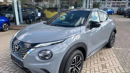Grau Neu 2025 Nissan Juke N-Connecta SUV | 29.995 € (Fairer Preis)