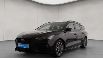 Gebraucht Ford Focus ST-Line X 155 PS (114 kW) 2024 Schwarz Kombi