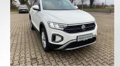 Pure white Gebraucht 2024 VW T-Roc Life SUV | 21.220 € (Superpreis)