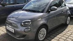 Mineral grau Gebraucht 2023 Fiat 500e Kleinwagen | 22.494 € (Fairer Preis)