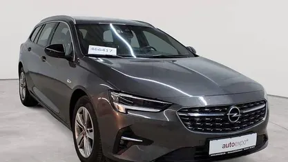 Gebraucht Opel Insignia Elegance 174 PS (127 kW) 2022 Mondstein grau metallic Kombi