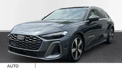 Grau Gebraucht 2025 Audi A5 Ambiente Coupé | 68.930 €