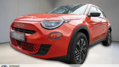 Gebraucht Fiat 600 101 PS (74 kW) 2025 Orange SUV