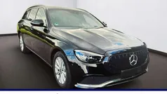 Schwarz Gebraucht 2023 Mercedes E220 Avantgarde Limousine | 33.990 € (Superpreis)