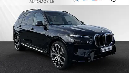 Gebraucht BMW X7 M Sport 352 PS (258 kW) 2025 SUV