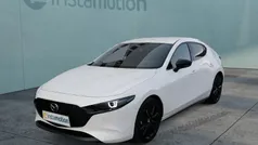 Weiß Gebraucht 2023 Mazda 3 Limousine | 25.790 € (Fairer Preis)
