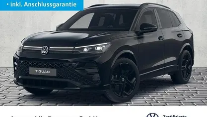 Deep black perleffekt Gebraucht 2024 VW Tiguan R-line SUV | 42.450 € (Fairer Preis)