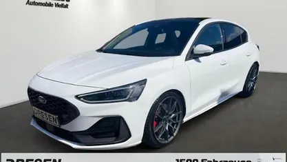 Usata Ford Focus ST 280 CV (205 kW) 2023 Bianco Berlina