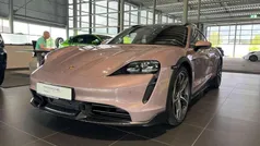 Frozenberrymetallic Gebraucht 2023 Porsche Taycan Turbo S Cross Turismo Limousine | 117.450 € (Fairer Preis)