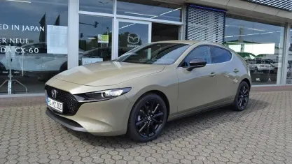 Neu Mazda 3 140 PS (102 kW) 2026 Zircon sand Limousine