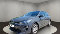 Perinnialgrau Gebraucht 2023 Kia Rio Edition 7 Limousine | 13.980 € (Fairer Preis)