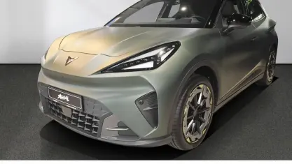 Neu Cupra Raval VZ 166 kW (226 PS) 2026 Grün Limousine