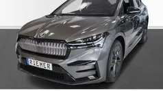 Grau Gebraucht 2023 Skoda Enyaq iV Suite SUV | 44.810 € (Fairer Preis)
