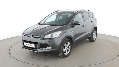 Gebraucht Ford Kuga Titanium 150 PS (110 kW) 2015 Grau SUV
